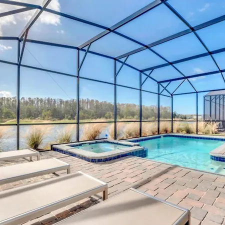 Spacious Villa Retreat With 9 Bedrooms 6381